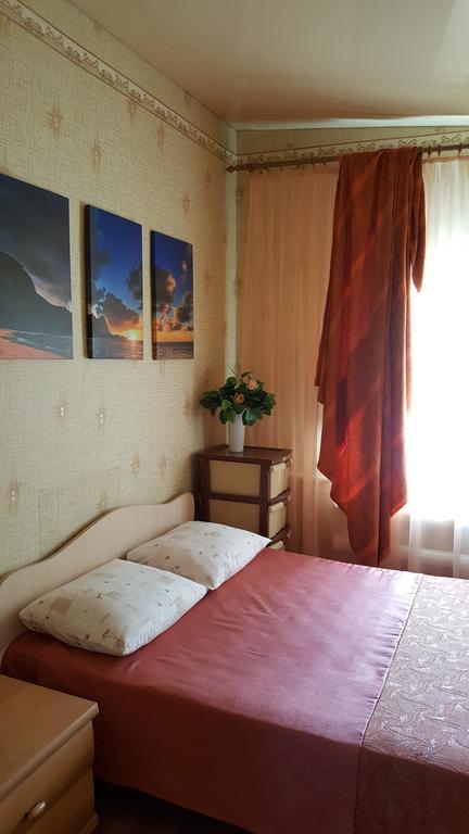 Guesthouse Ilona Йейск Екстериор снимка