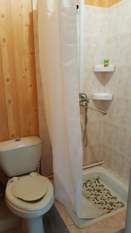 Guesthouse Ilona Йейск Екстериор снимка